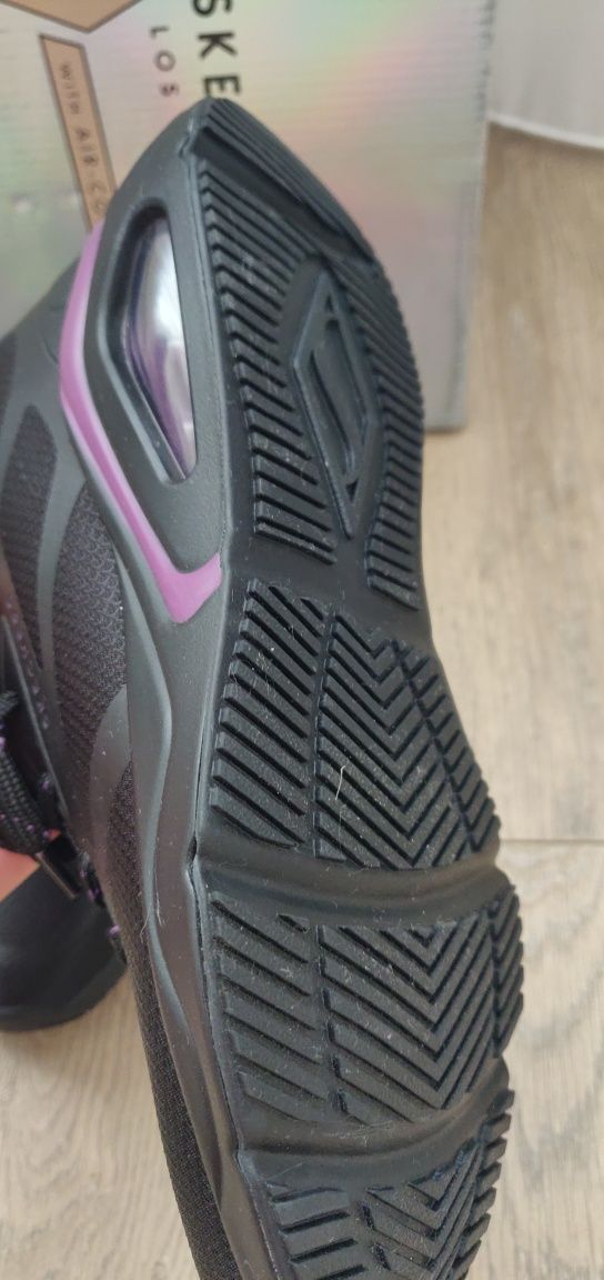 Жіночі кросівки Skechers