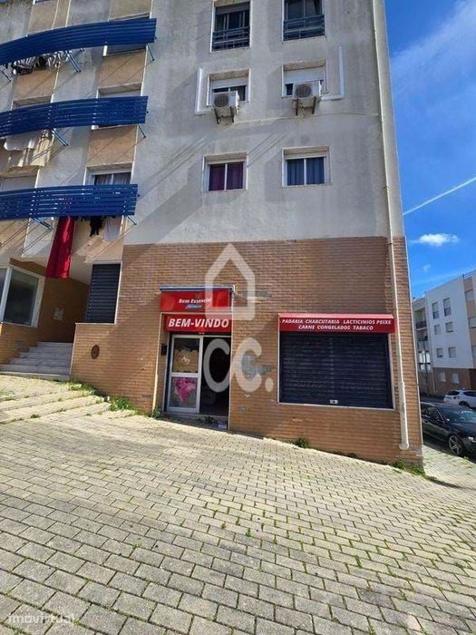 Loja em São Sebastião de Guerreiros, Loures