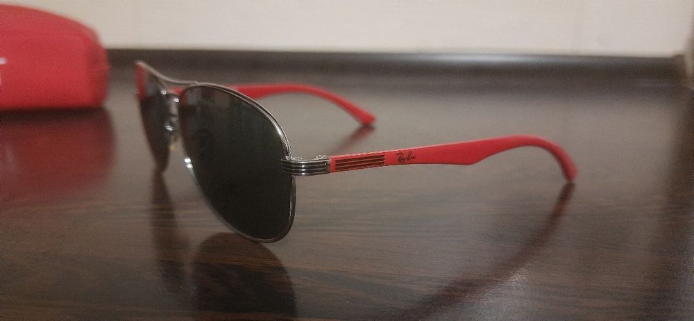 Сонцезахисні окуляри RAY-BAN