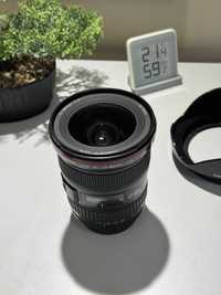 Canon EF 17-40mm f/4L USM.