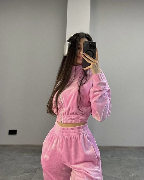 Велюровий жіночий костюм/ дуже зручний велюровий костюм