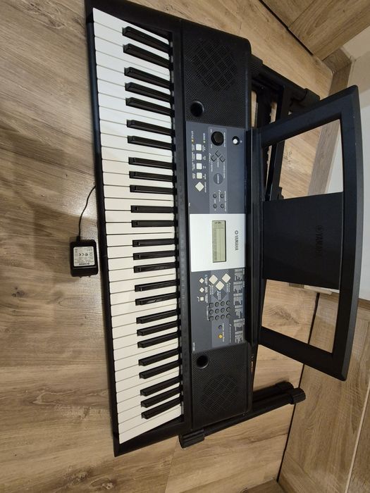 Organy Yamaha YPT-230