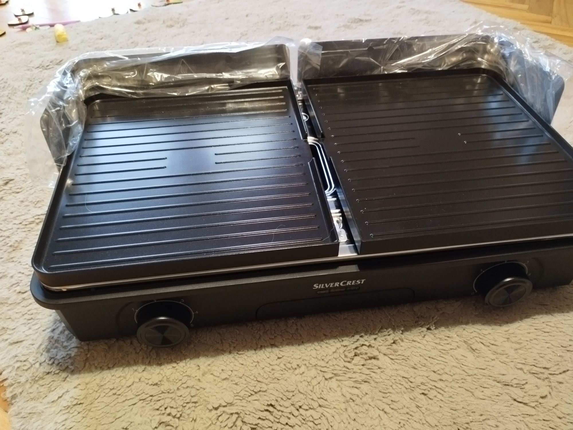 Grill stołowy Silvercrest