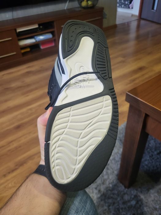 Jordan Max Aura 5   r.44