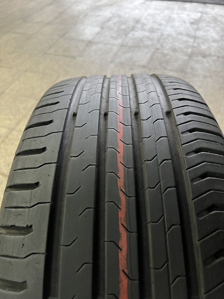 Pneus semi-novos 225/50R17