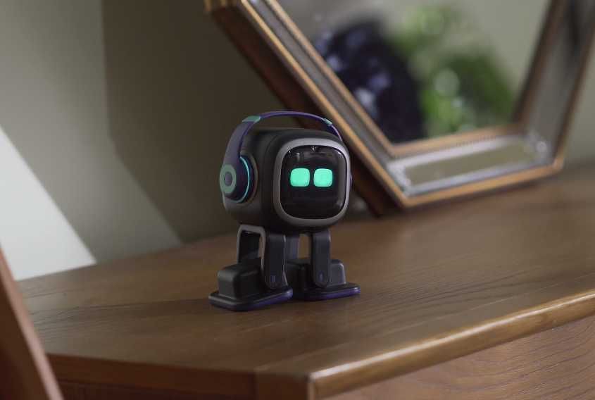 Emo - Nowoczesny Robot Towarzysz od Living AI