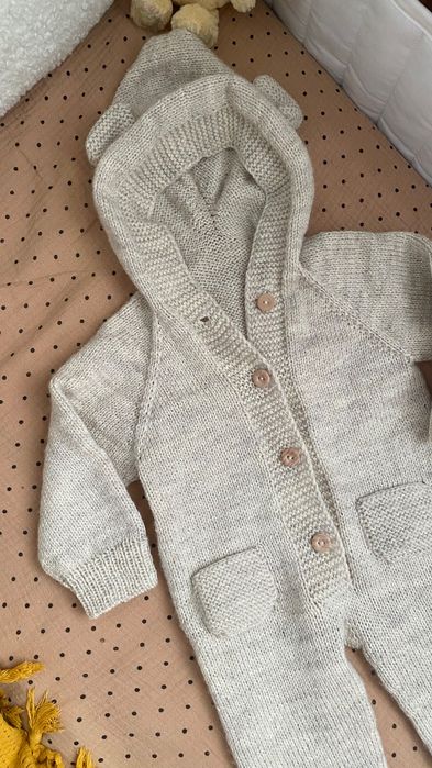 Теплий чоловічок, вʼязаний ромпер