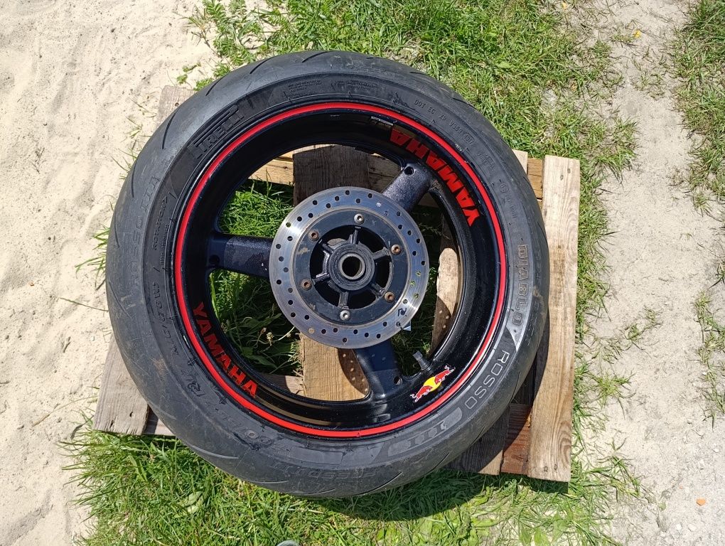 Koło tył tylnie Yamaha R6 RJ03 99 - 02 r tarcza hamulcowa felga opona