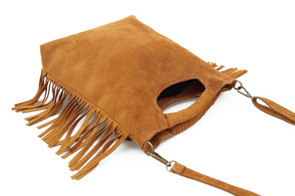 VERA PELLE torebka zamszowa listonoszka boho z frędzlami V406 taupe