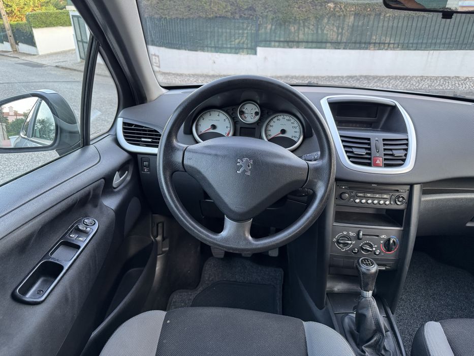 PEUGEOT 207  1.4 GASOLINA ANO 2008  1 DONO APENAS 84.000 KMS   A/C