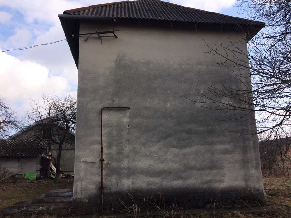 Нежитлова будівля - с. Матеївці, Івано-Франківська обл.