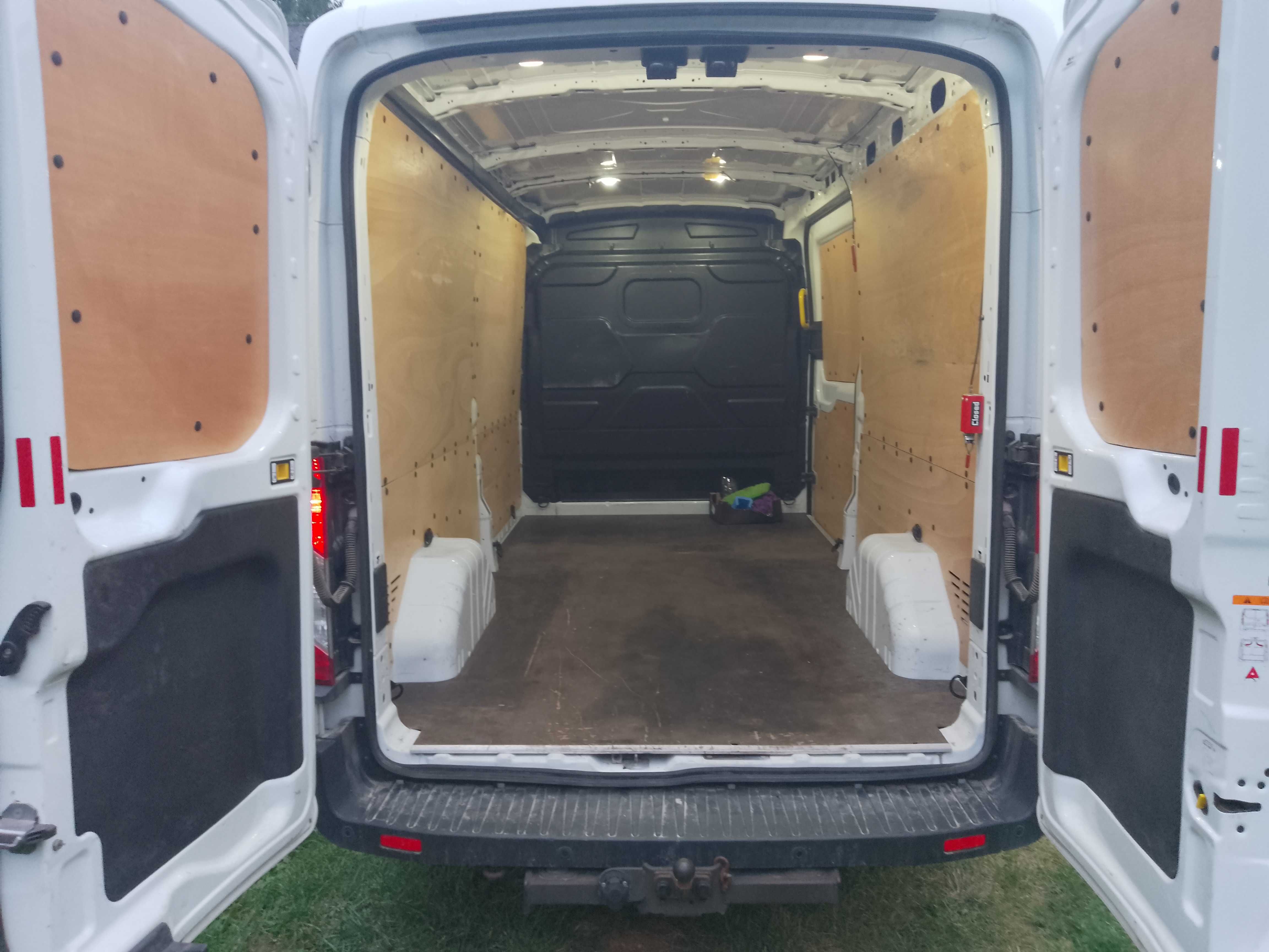 Ford transit mk8 2.0 TDCi 2017r el i grzane fotele czujniki parkowania