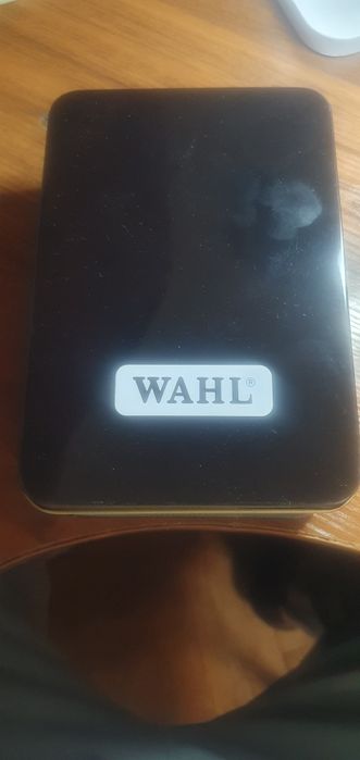 Професійна бездротова бритва WAHL