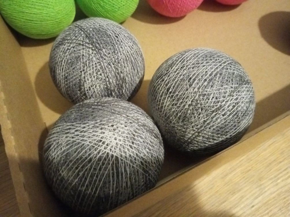 Cottonballs kuleczki do lampek lub zawieszki montessori