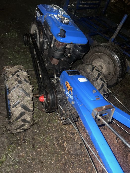 Мотоблок Зубр 10 к.с