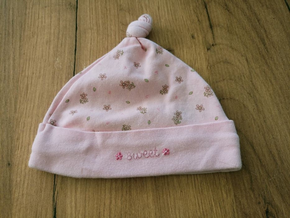 Czapka niemowlęca Carter's rozm. 3-9 miesięcy