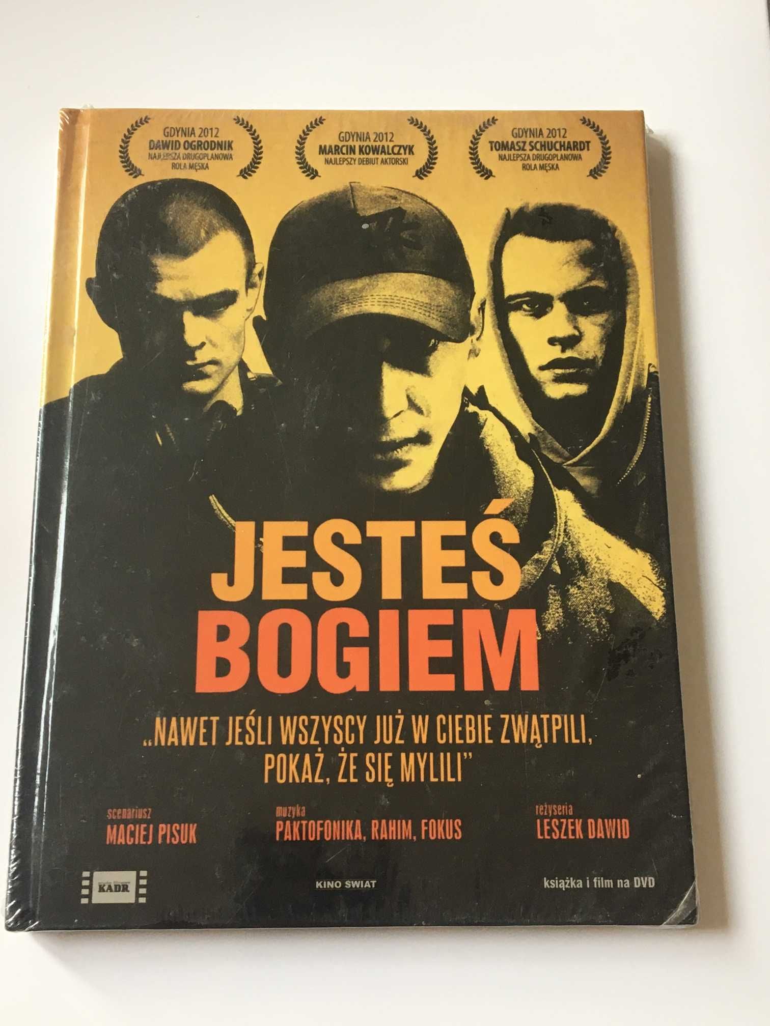 Jesteś Bogiem (DVD, książka)