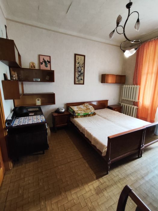 Здам чотирьохкімнатнутквартиру у центрі, вул. Патріотична