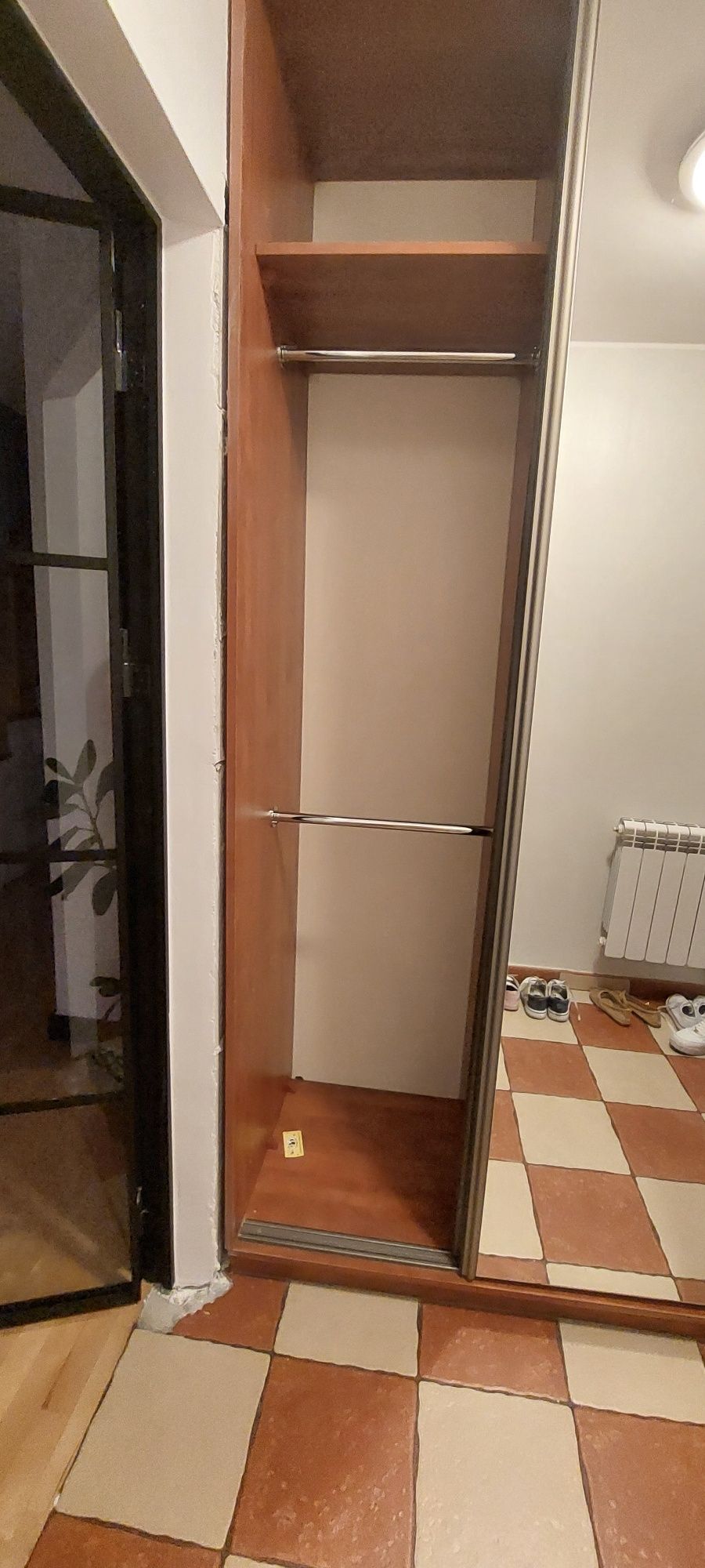 Szafa do za udowy przesuwna