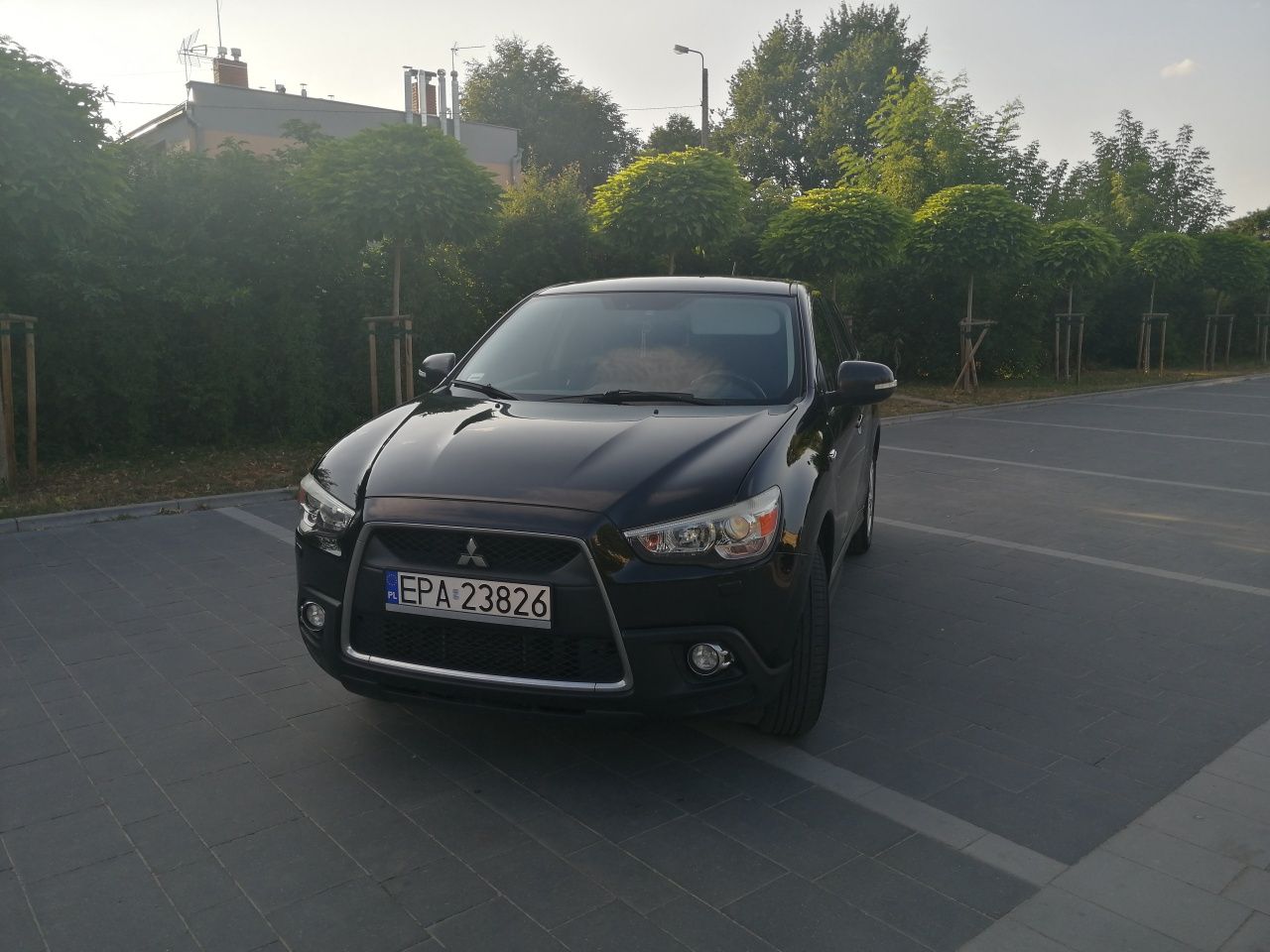 Mitsubishi asx 2011r przebieg 200 tyś, bezwypadkowy.