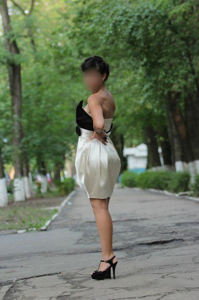 Продам випускну сукню
