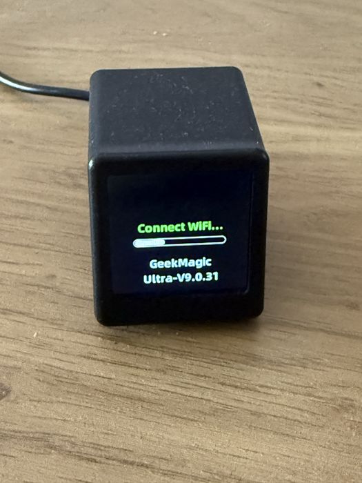 GeekMagic Ultra Smart WiFi Stacja prognozy pogody Zegar na biurko