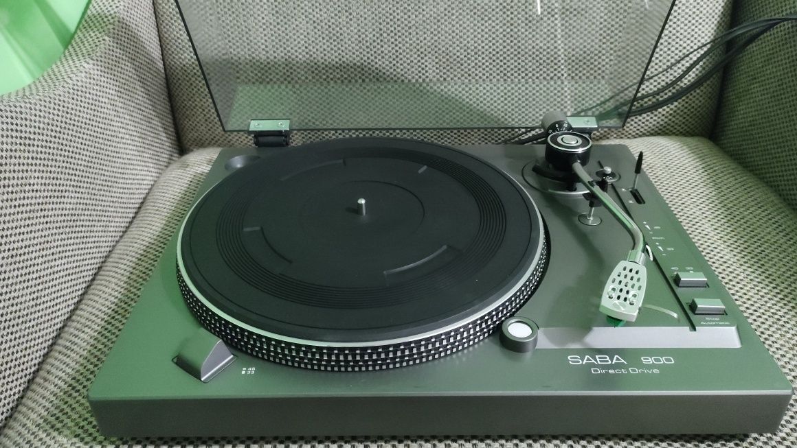 Gramofon Saba 900