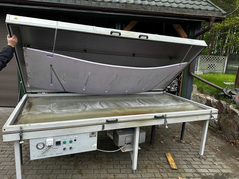 Prasa próżniowa model VPS-300x150 BOX rok produkcji 2012