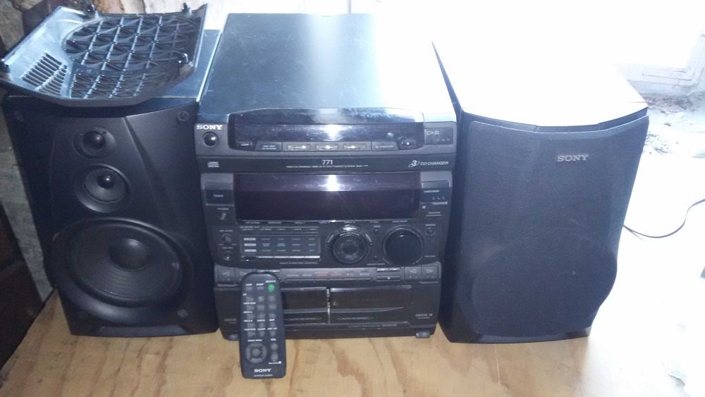 Wieża Sony MHC 771 z pilotem, możliwa wysyłka.