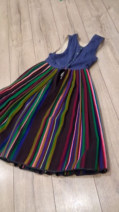 Sukienka ludowa wełniak Łowicka  dla szczupłej pani z prl  dół plisowo