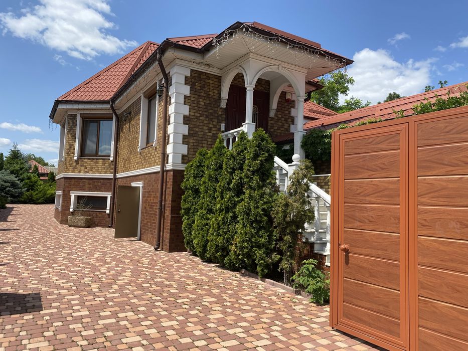 Дом возле Одессы. 15 км от Центра города. Усатова.