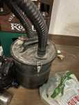 Separator popiolu kominka