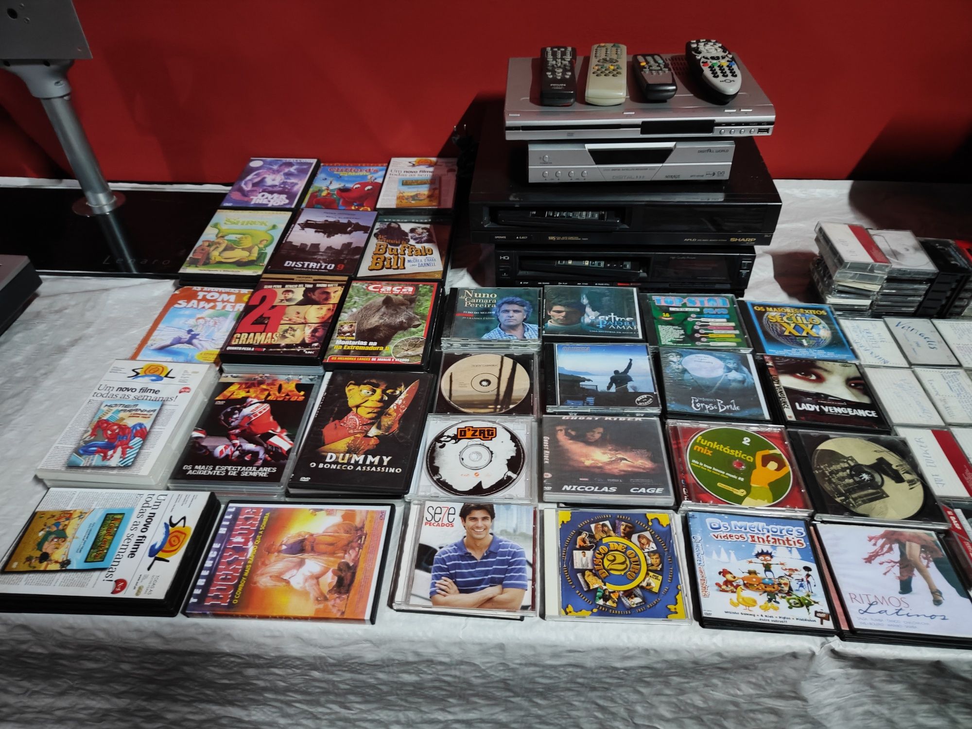 Aparelhos CD's , cassetes e DVDs