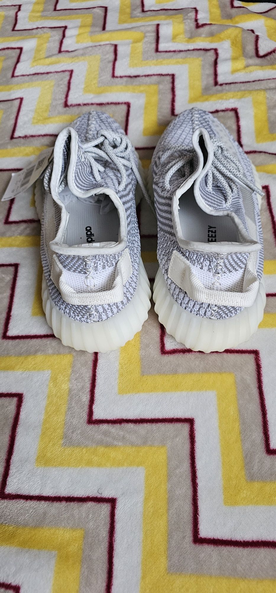 YEEZY Boost 350 v2 Static Non Reflective Rozmiar 42 2/3