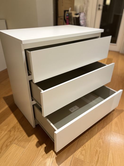 Cómoda MALM IKEA de 3 gavetas