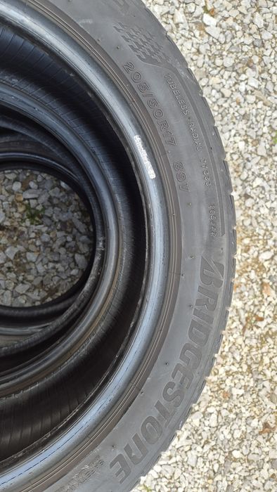 2szt opon letnich - Bridgestone 205/50/r17