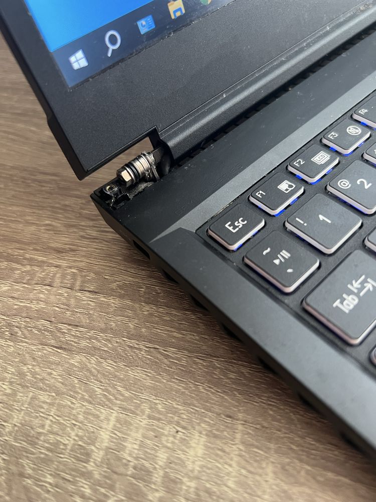 Игровой ноутбук GIGABYTE MF5