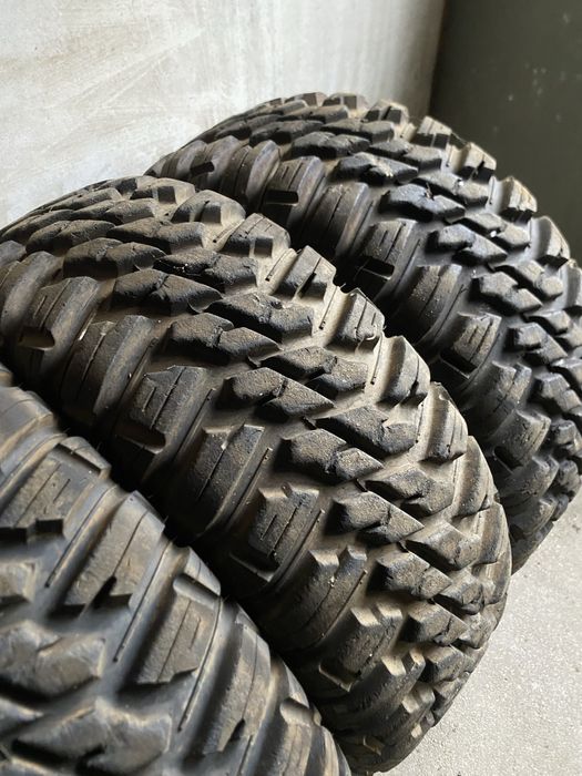 30x10r15 Mongrel Kanati - COMO NOVOS