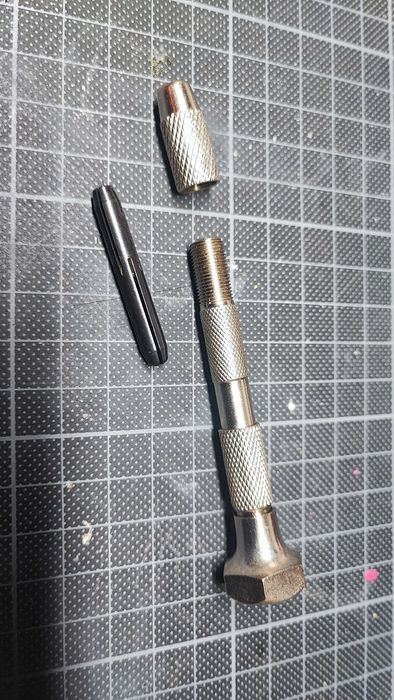 Vallejo Modelismo Mandril Manual duplo para brocas