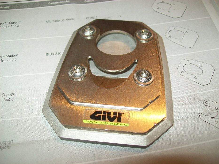 ES4105 Versys 1000 (12>16) KAWASAKI poszerzenie stopki GIVI