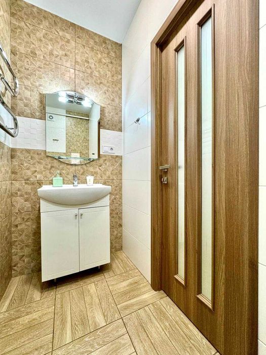 ApartPoltava Затишна студія з ПАНОРАМНИМ балконом,ЦЕНТР, СВІТЛО ЗАВЖДИ