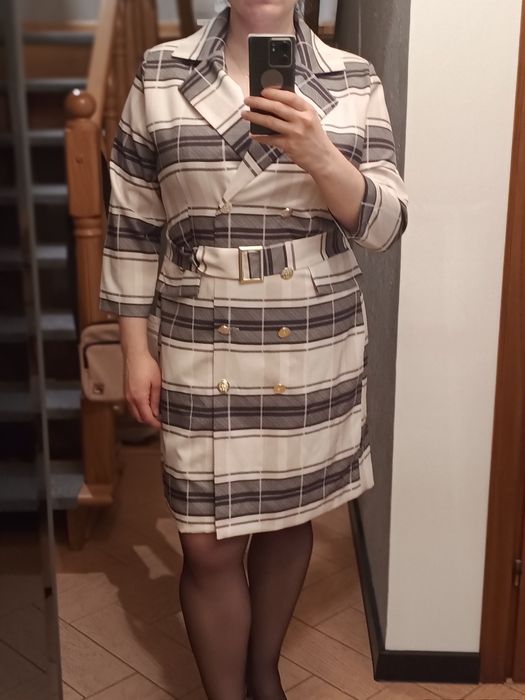 Sukienka garniturowa r.48