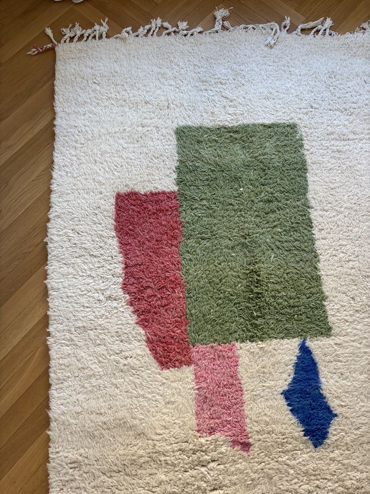 Berberyjski dywan Beni Ourain 170x250 cm – ręcznie tkany, 100% wełna