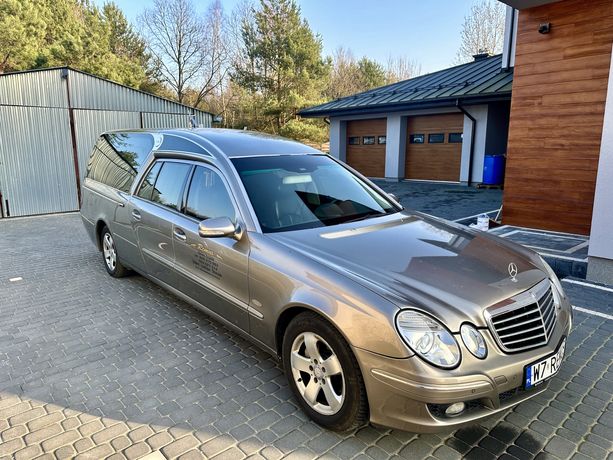 Karawan pogrzebowy Mercedes W211 Intercar