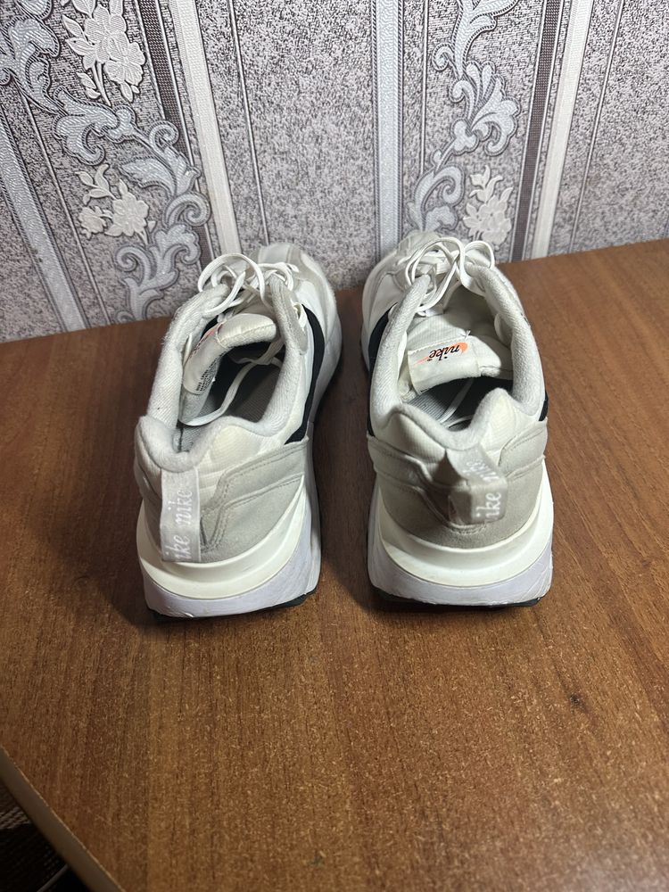 Оригінал ! Кросівки NIKE Air Max Dawn , розмір 45 (29 см)