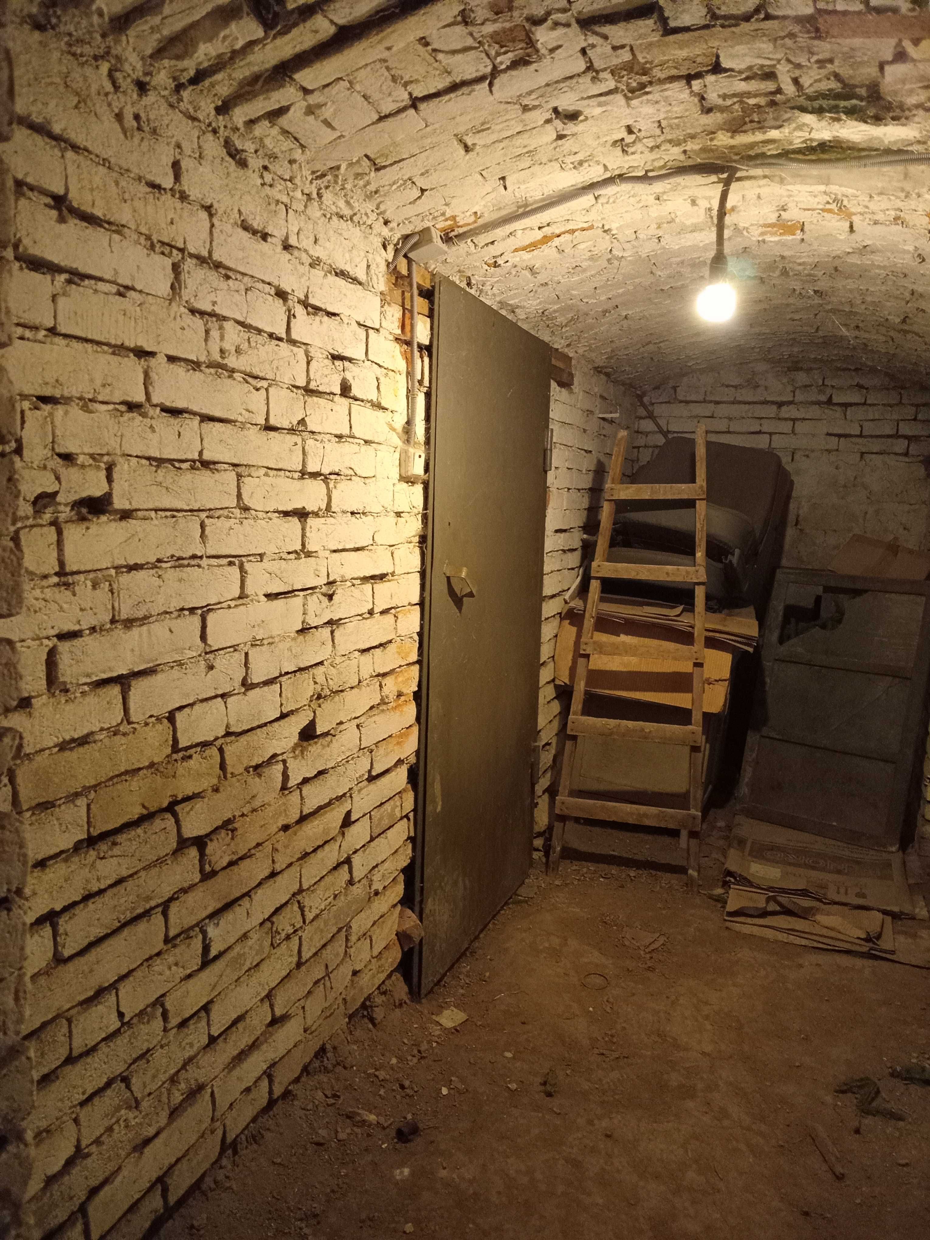 Продаж трикімнатної квартири з індивідуальним опаленням,вул.Шевченка.