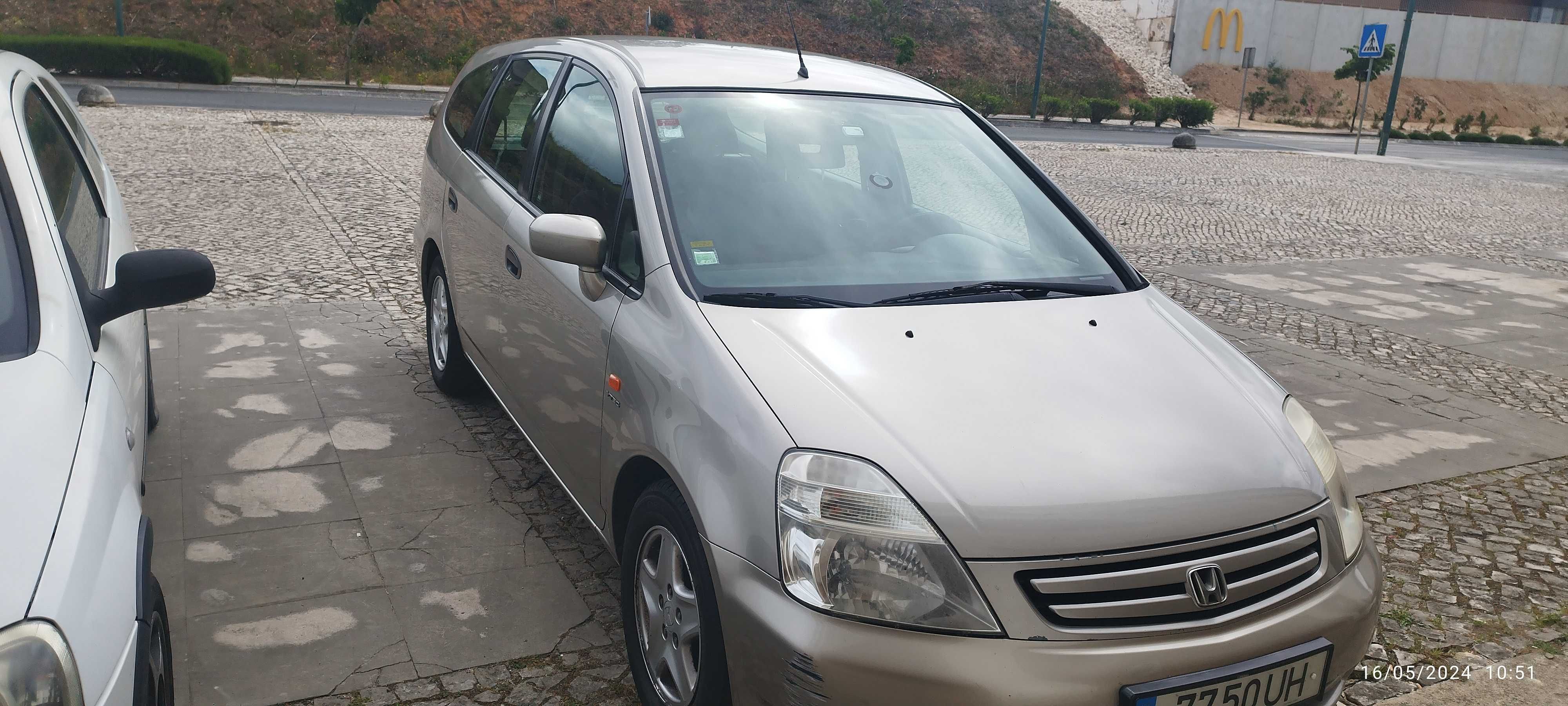 Honda stream, carro impecável