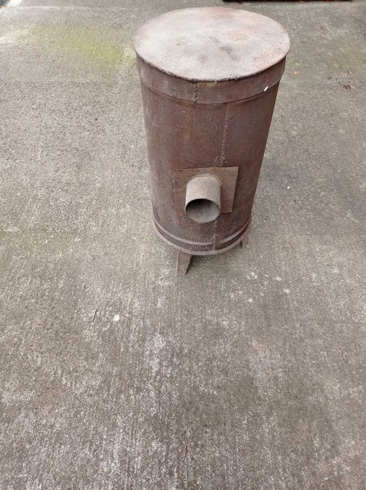 П'єц на тирсу,опалення