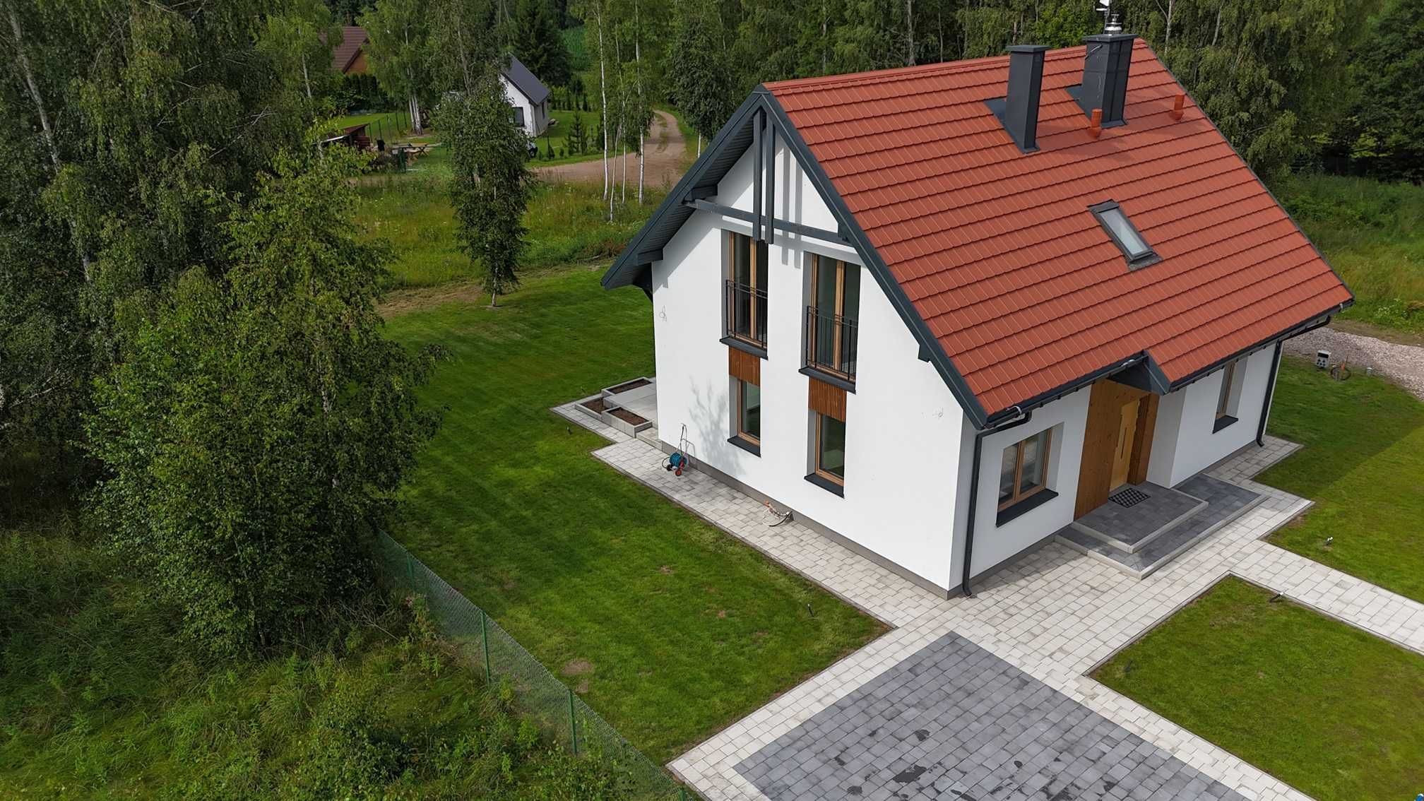 Nowy dom nad jeziorem Szelment z prywatną plażą