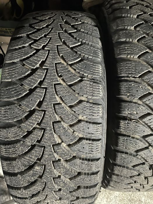 Продам зимові шини nokian